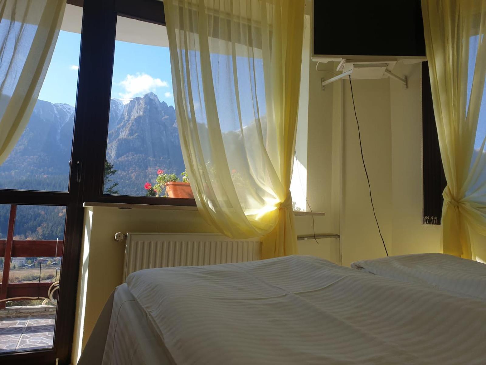 Vila Alunis Buşteni Camera foto
