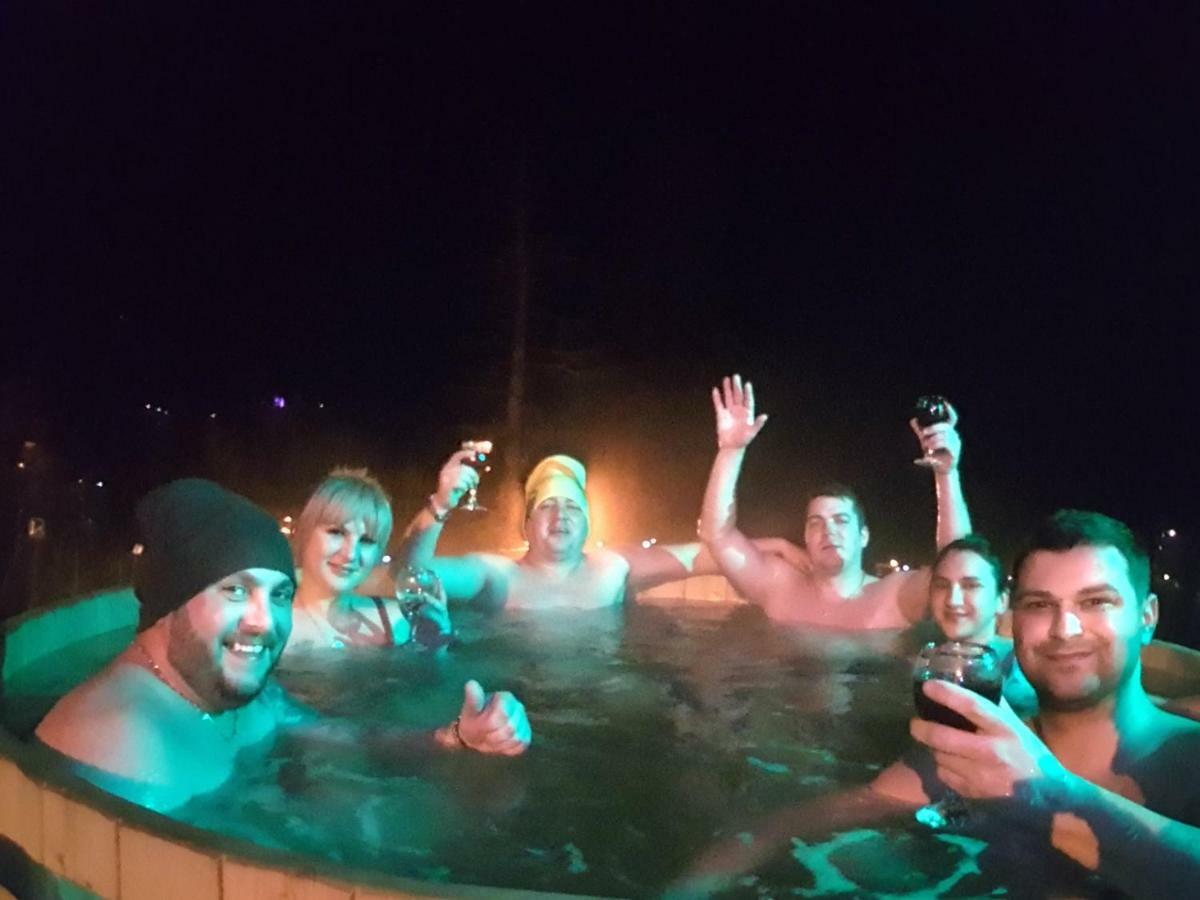 Vila Alunis Buşteni Esterno foto